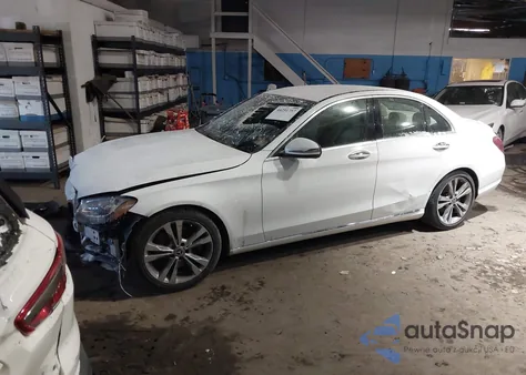 2017 Mercedes-Benz C 300 from USA, damaged, VIN 55SWF4JB0HU219553
